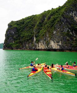 Chèo thuyền Kayak Hang sáng tối